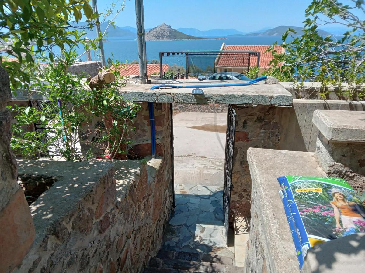 Fantastic House With A Wonderful View Of The Sea Kapotidhes Exterior foto