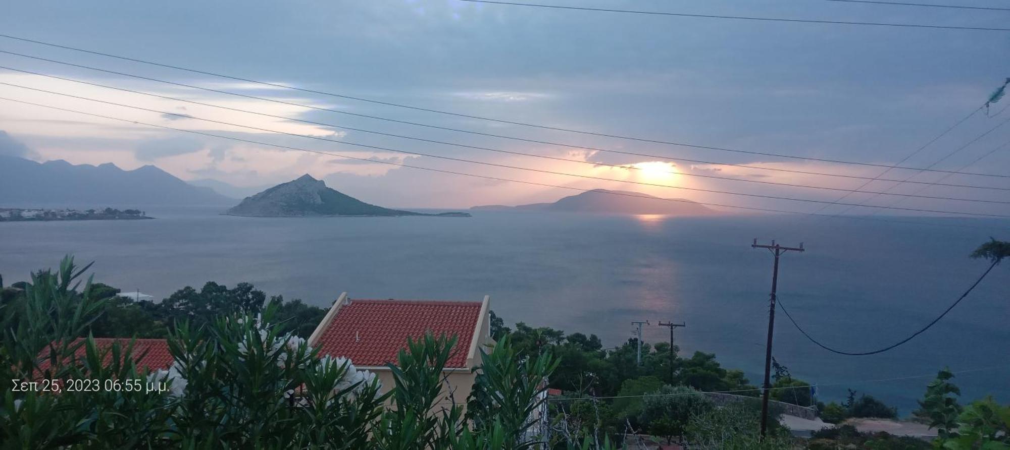 Fantastic House With A Wonderful View Of The Sea Kapotidhes Exterior foto
